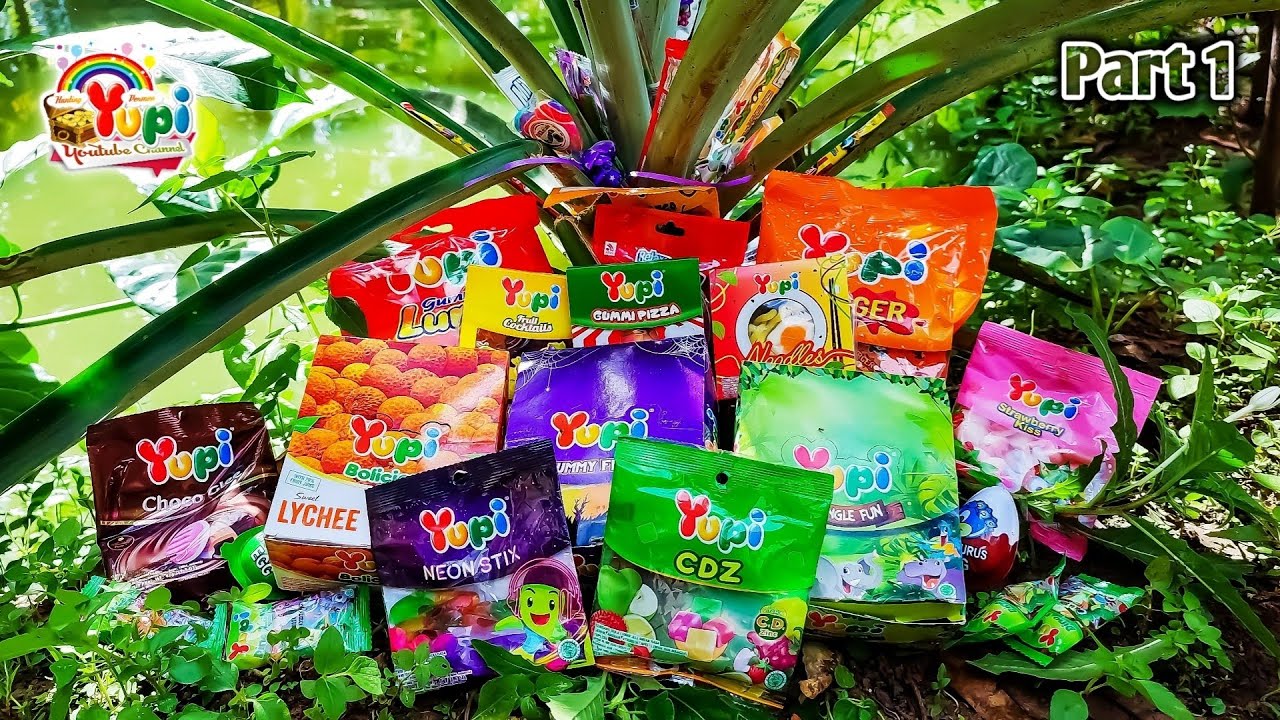 BERBURU HARTA KARUN YUPI DI KEBUN ! Mencari Harta Karun Yupi, Panen Banyak Permen Yupi | PART 1