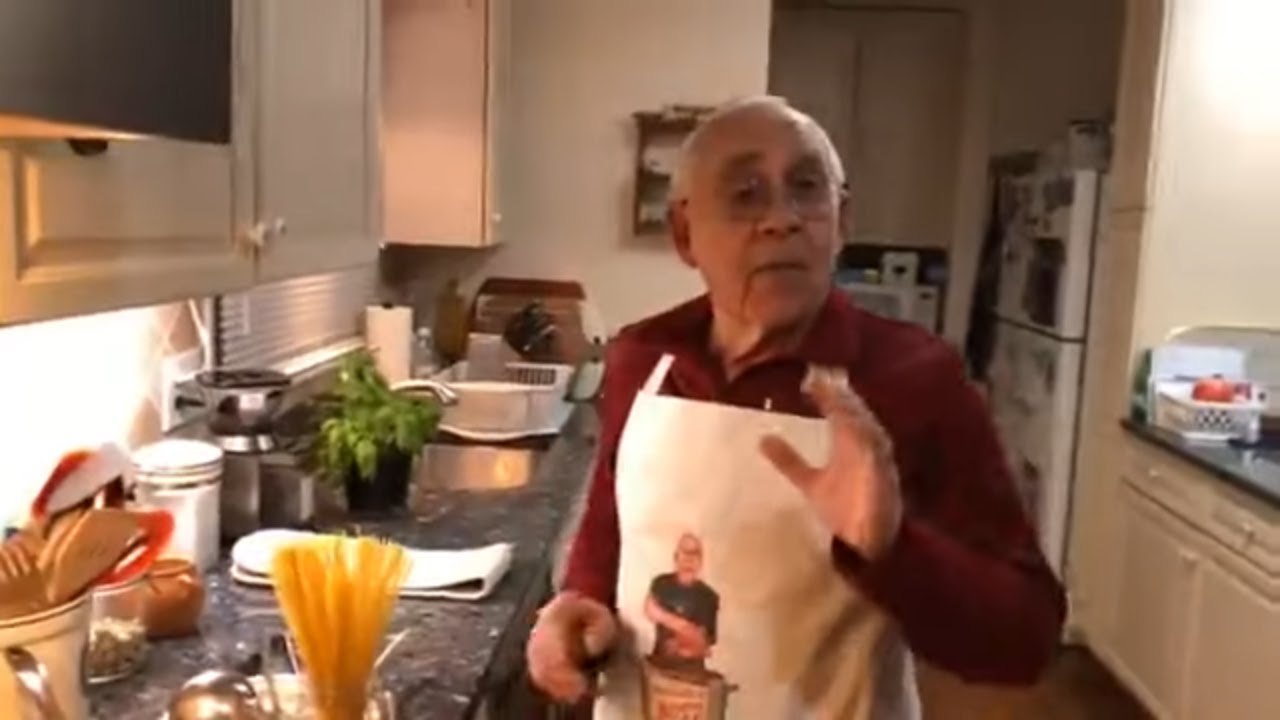 Spaghetti Cacio e Pepe Recipe by Pasquale Sciarappa