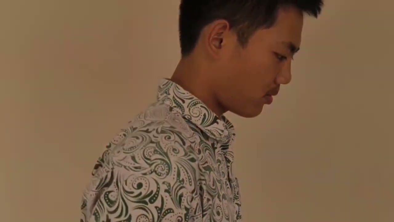 ujian praktek PKN XII MIPA 2                                             membuat film pendek 