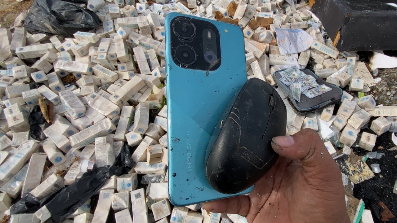 Wow  ! Lucky Day ! i Found Wireless Mouse and Phone Tecno Spark Go  !!! Restoration Phone Tecno Brok