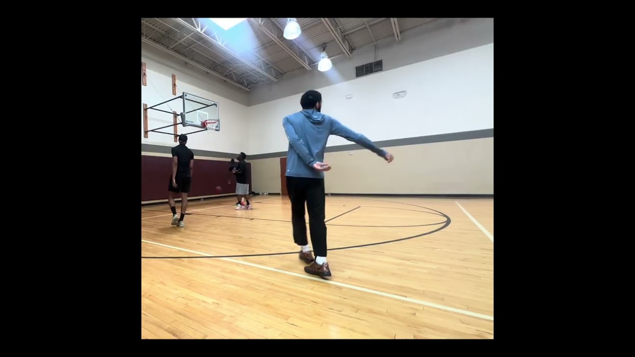 Just Hoopin!🤝🏼🏀