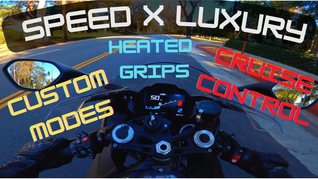 2022 BMW S1000RR LUXURY FEATURES 🤯 | You won't believe the tech on this superbike!!