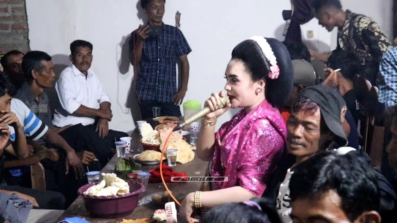kangene ati gelo gedok tayub NYI Tutik cs di dk Oro Oro ombo sumberjokidul Bojonegoro 