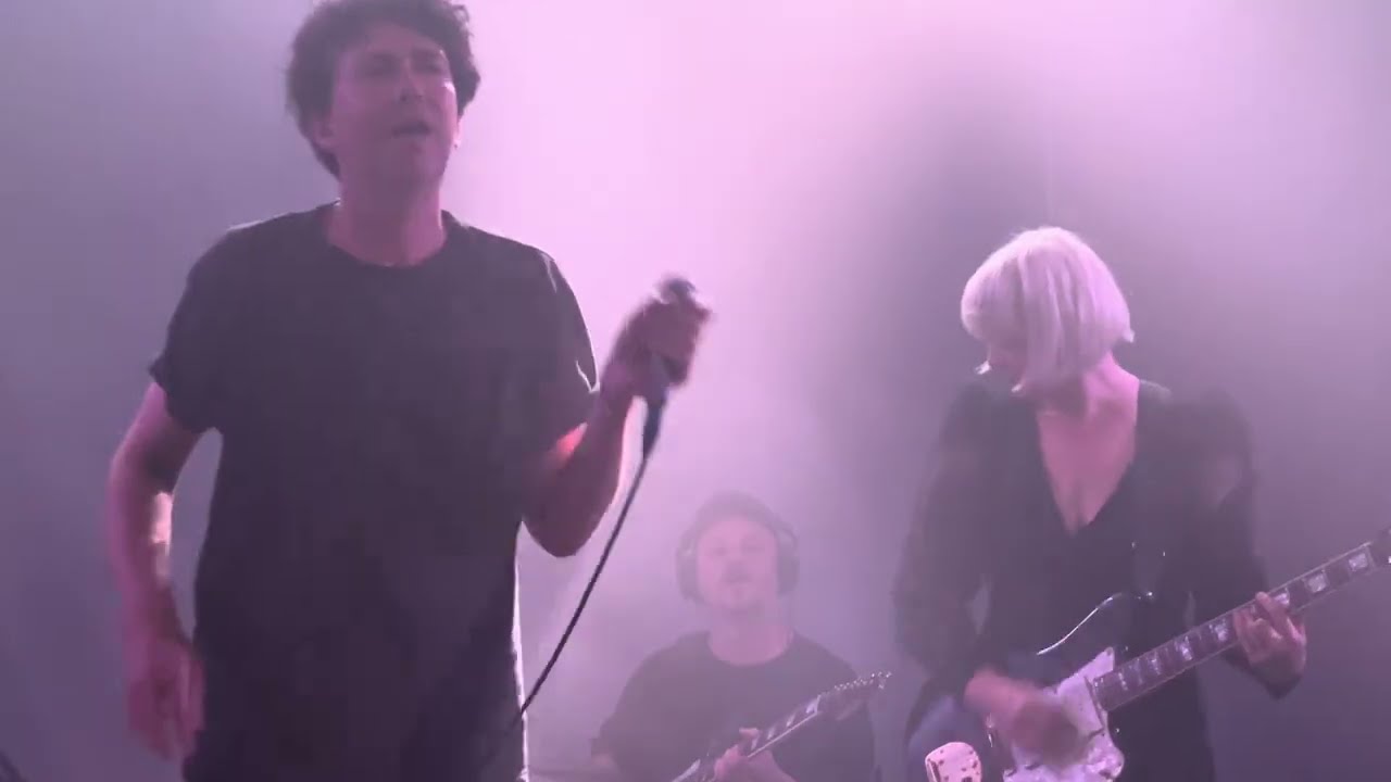 The Raveonettes “Love in a Trashcan” and “Recharge” Live in Denver 2024