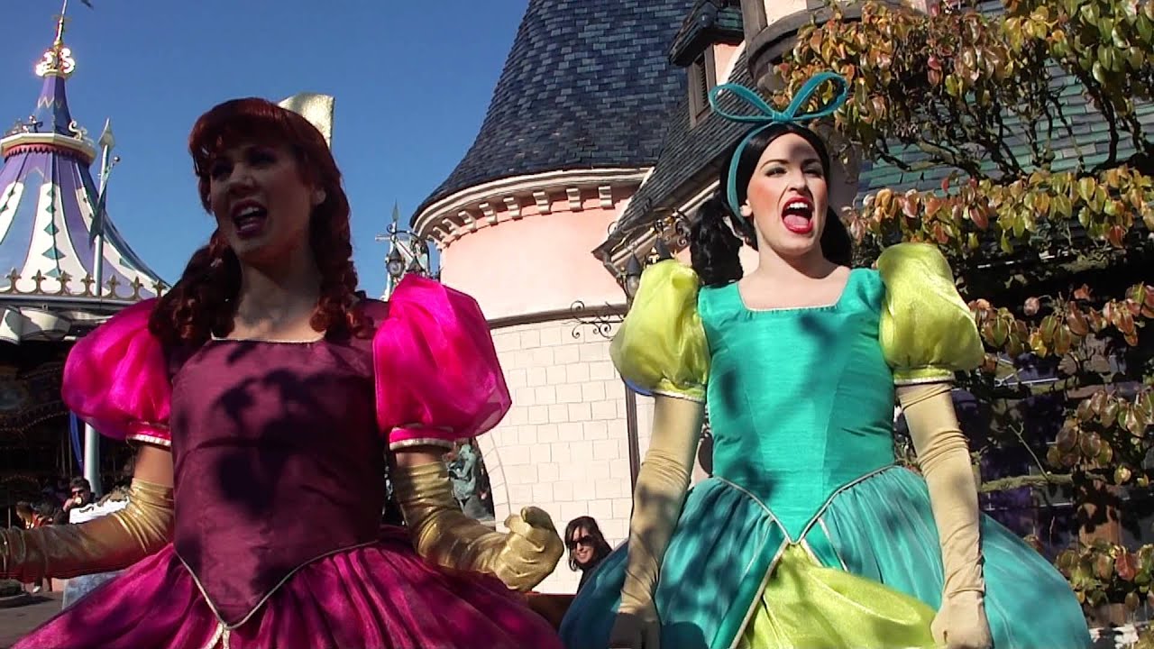 Sing Sweet Nightingale and other songs... Drizella and Anastasia [Disneyland Paris]