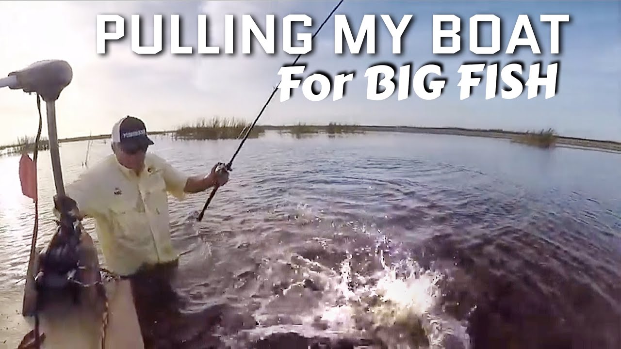 Wading and Pulling a Boat for BIG BASS in Super Shallow Water.