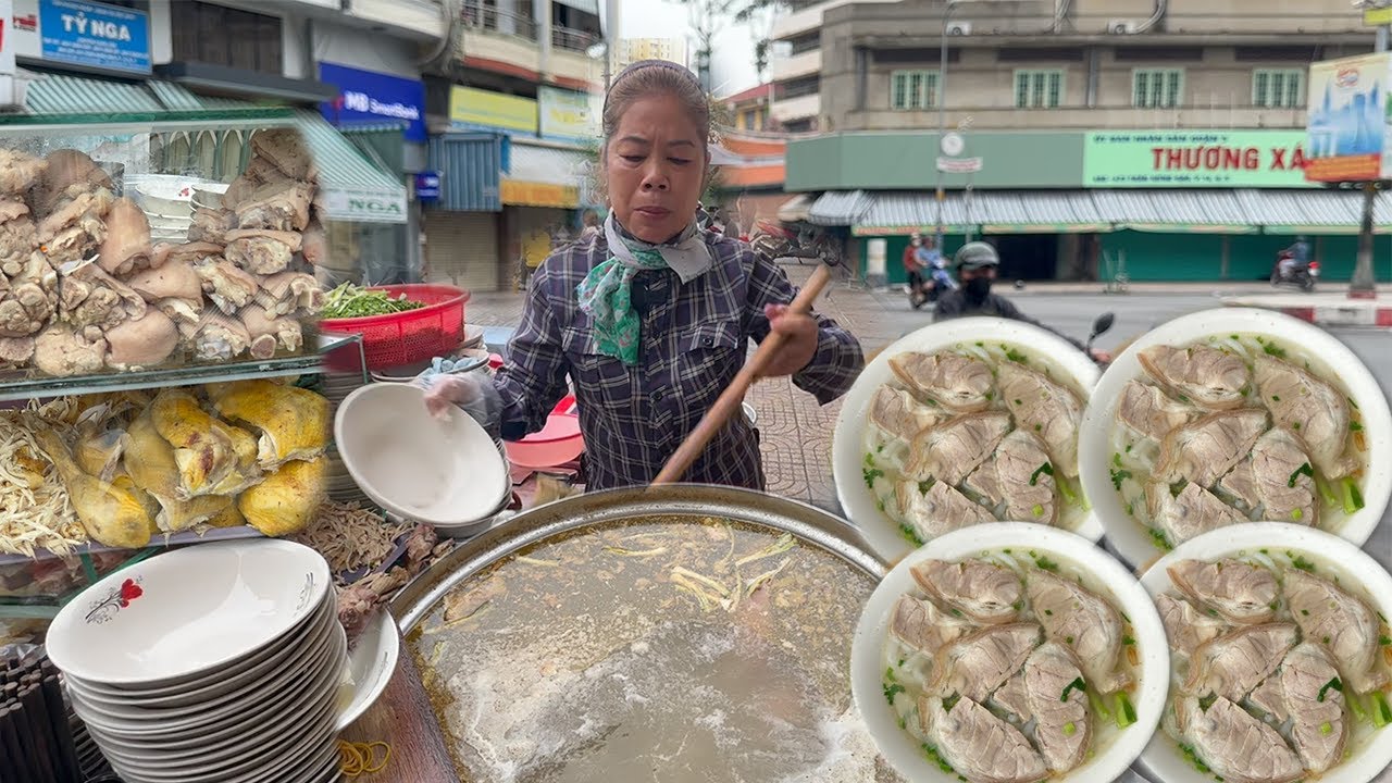 Gánh Bánh Cánh Giò Nạc 40k giữa lòng Sài Gòn ngỡ như đang ở chợ Đà Lạt không bảng hiệu chỉ có 1 ngày
