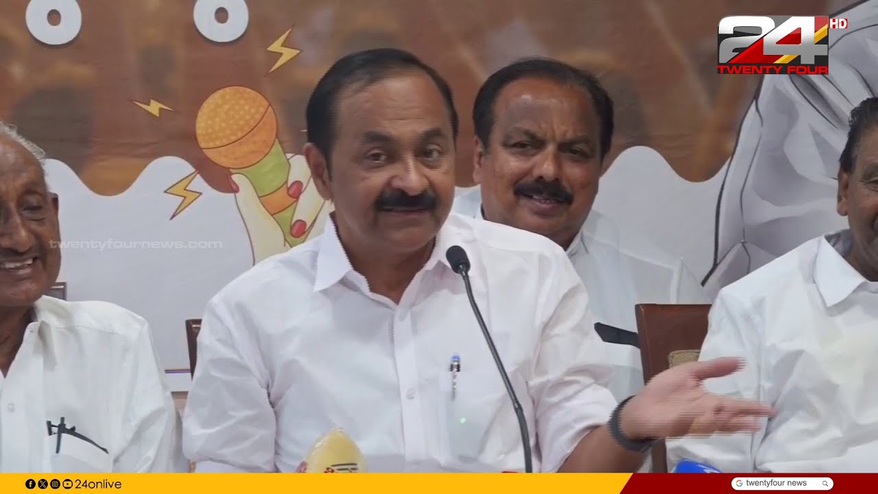 'മുഖ്യമന്ത്രി ഒന്ന് ചിരിച്ച് കാണാല്ലോ.. മോഹന്‍ലാലുമായുള്ള ഇന്റര്‍വ്യുവിനെയൊന്നും പരിഹസിക്കില്ല'