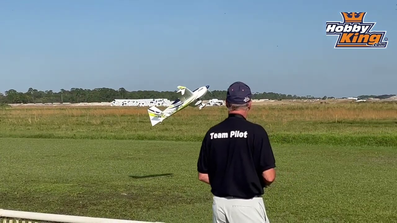 Michael Wargo Flies the Hobbyking Voltigeur V2 by Durafly