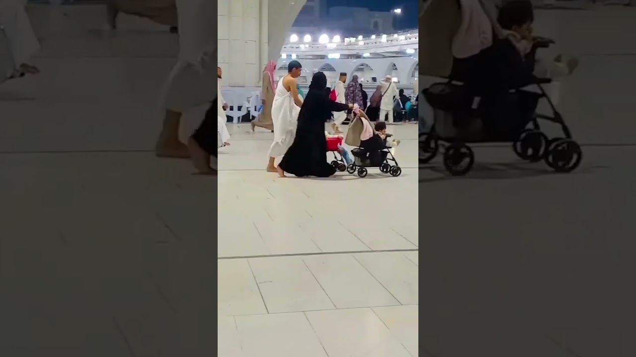 Masha Allah while making his children perform Umrah!🥰🕋🤲 #subscribe