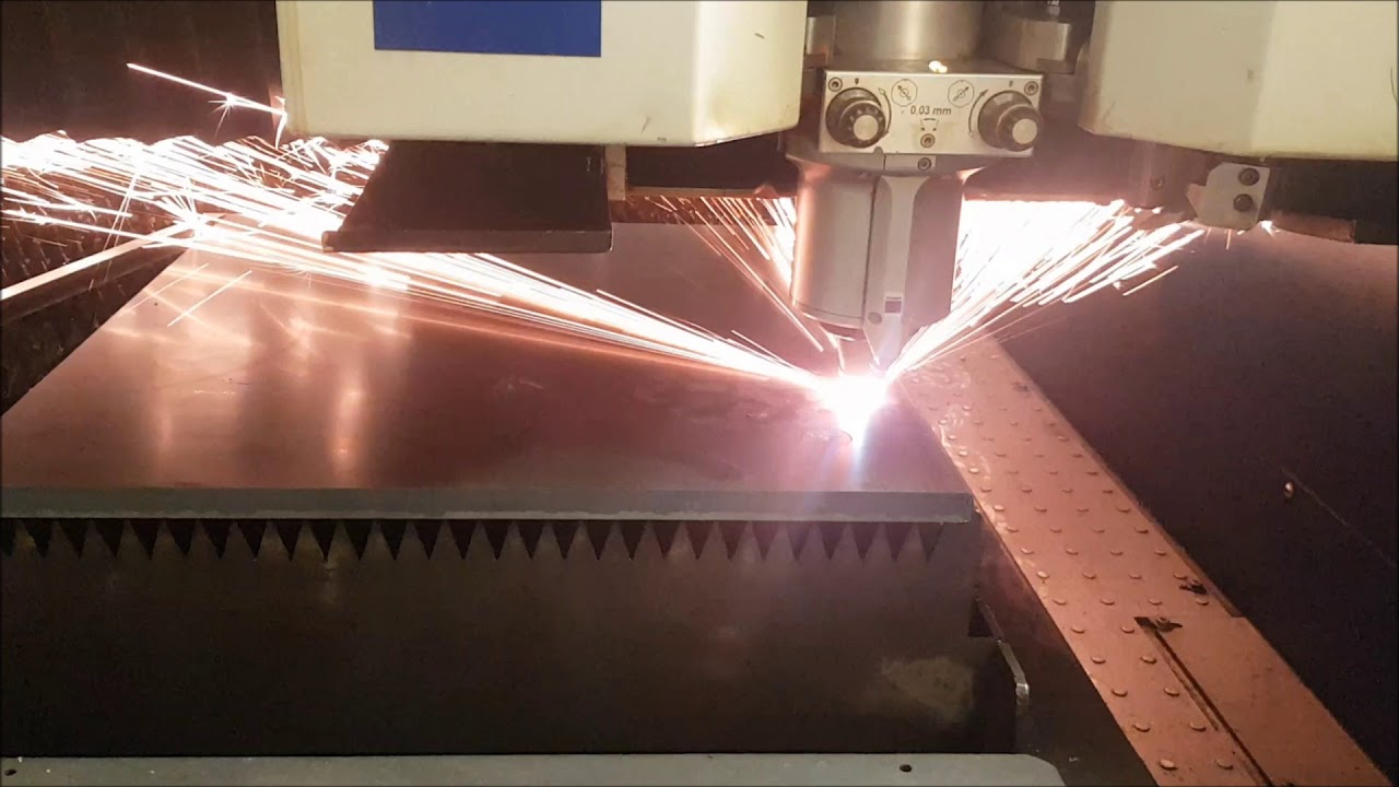 Trumpf TruLaser 3030 (O12 10643)