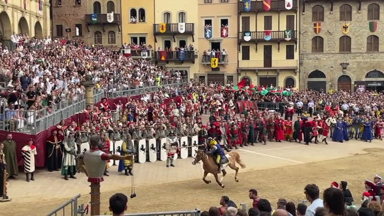 Ad Arezzo in scena la Giostra del Saracino, trionfa Santo Spirito