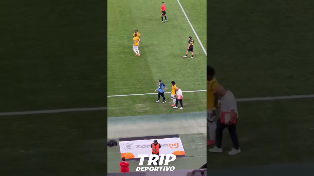 &iquest;QU&Eacute; MISMO PAS&Oacute; CON PRECIADO? 😬🇪🇨 #&Aacute;ngeloPreciado #Beccacece #LaTri #Ecuador #Eliminatorias