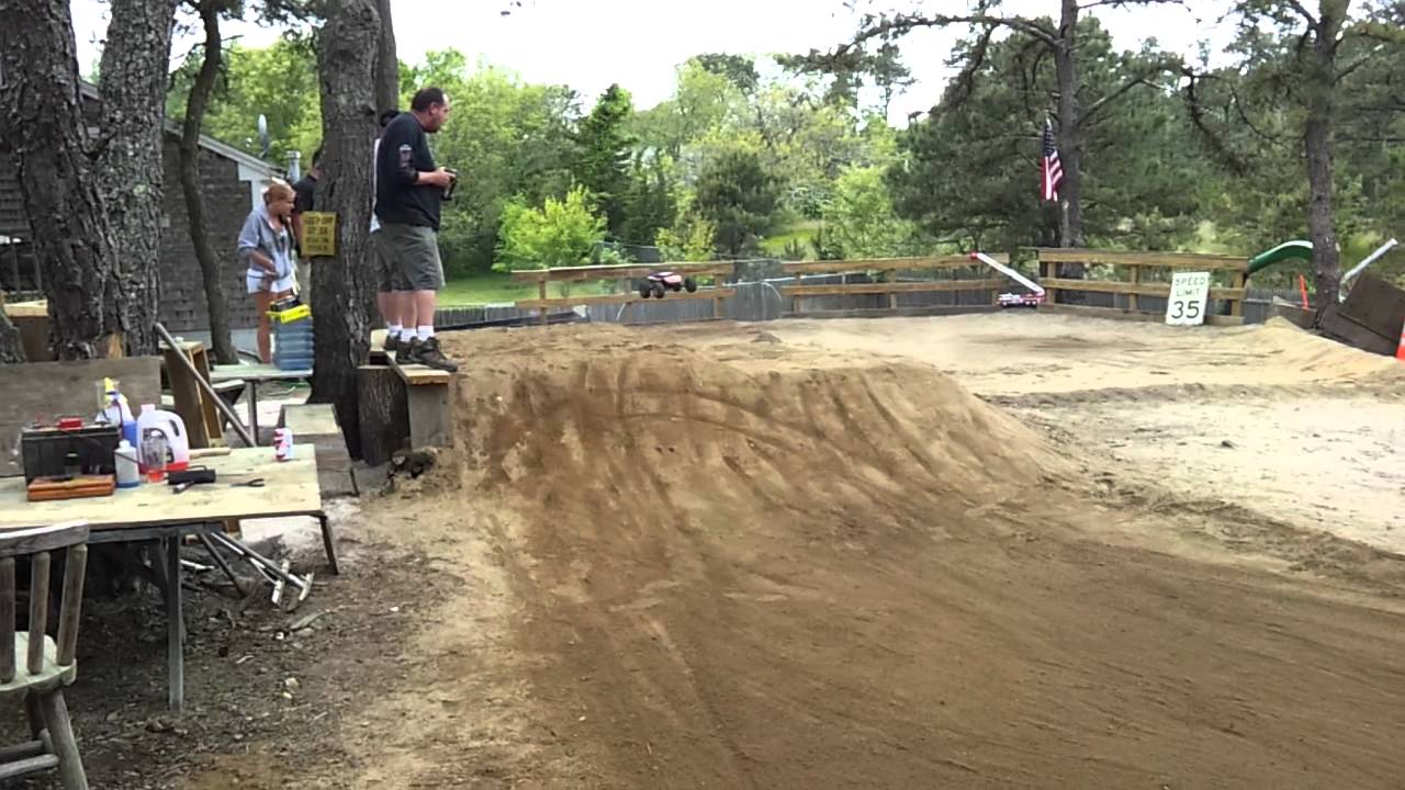 Traxxas Nitro rustler vs jato, dirt racing 2.5r