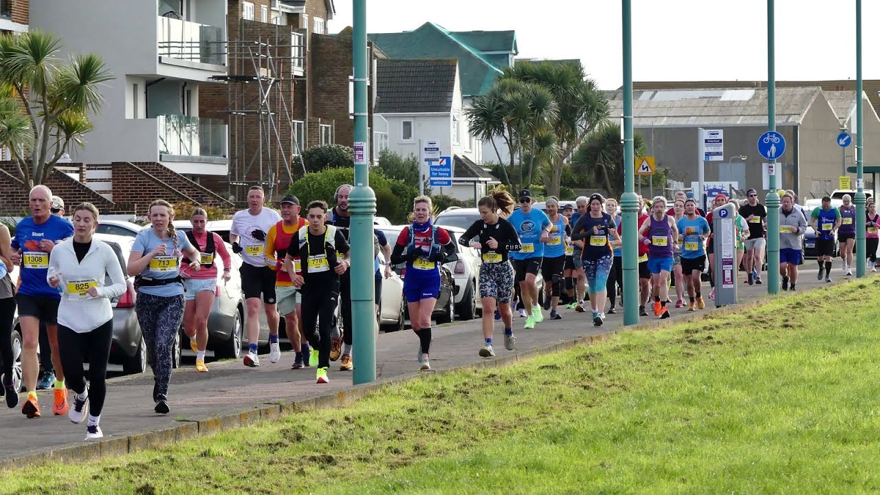 Gosport Half Marathon at Lee on Solent / Hill Head - Sunday 17 November 2024