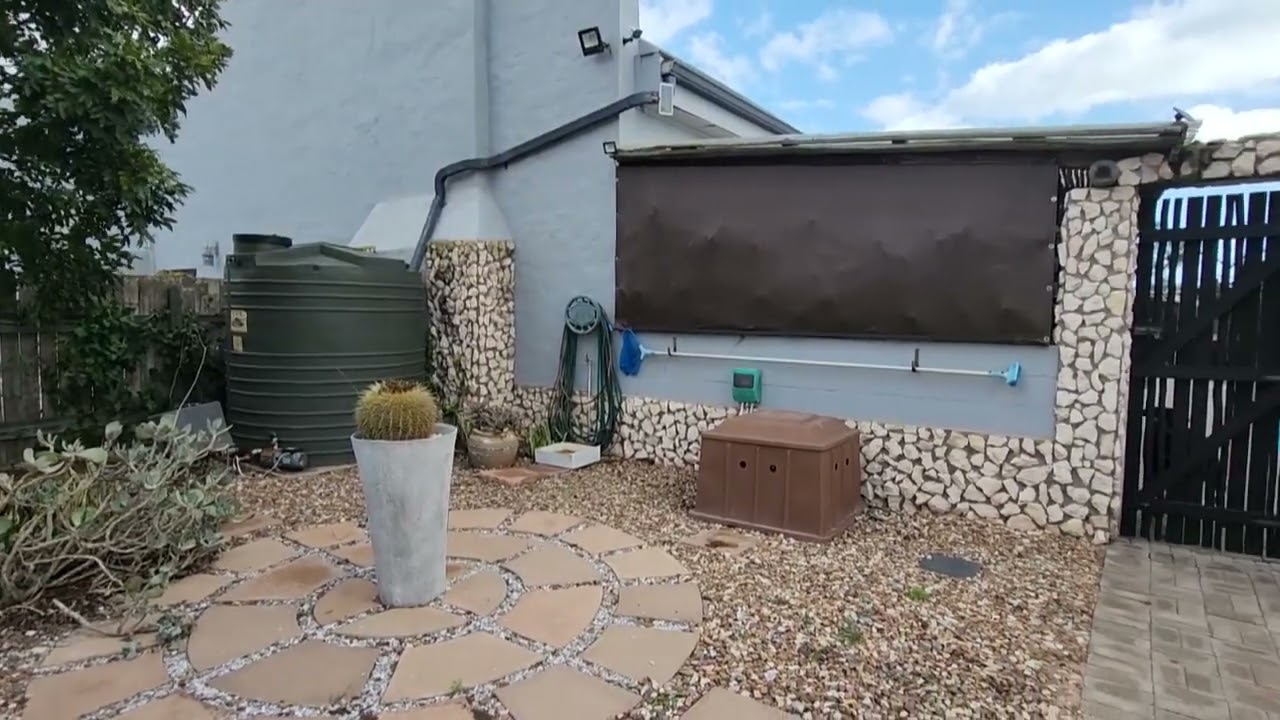 21ha Smallholding in Long Acres Country Estate for Sale