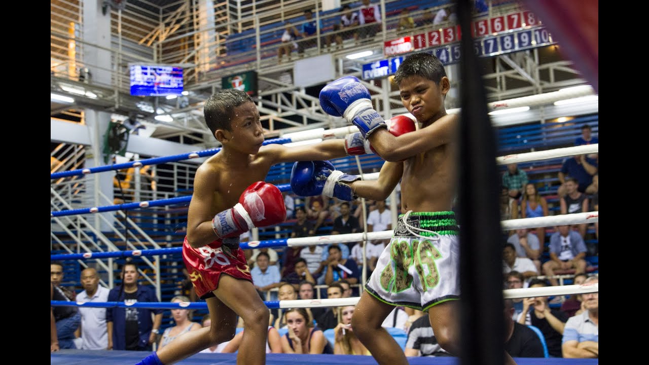 Jingreed Dam Sumalee VS Singdam Kaewphitak: Bangla Boxing Stadium, 16th October 2015