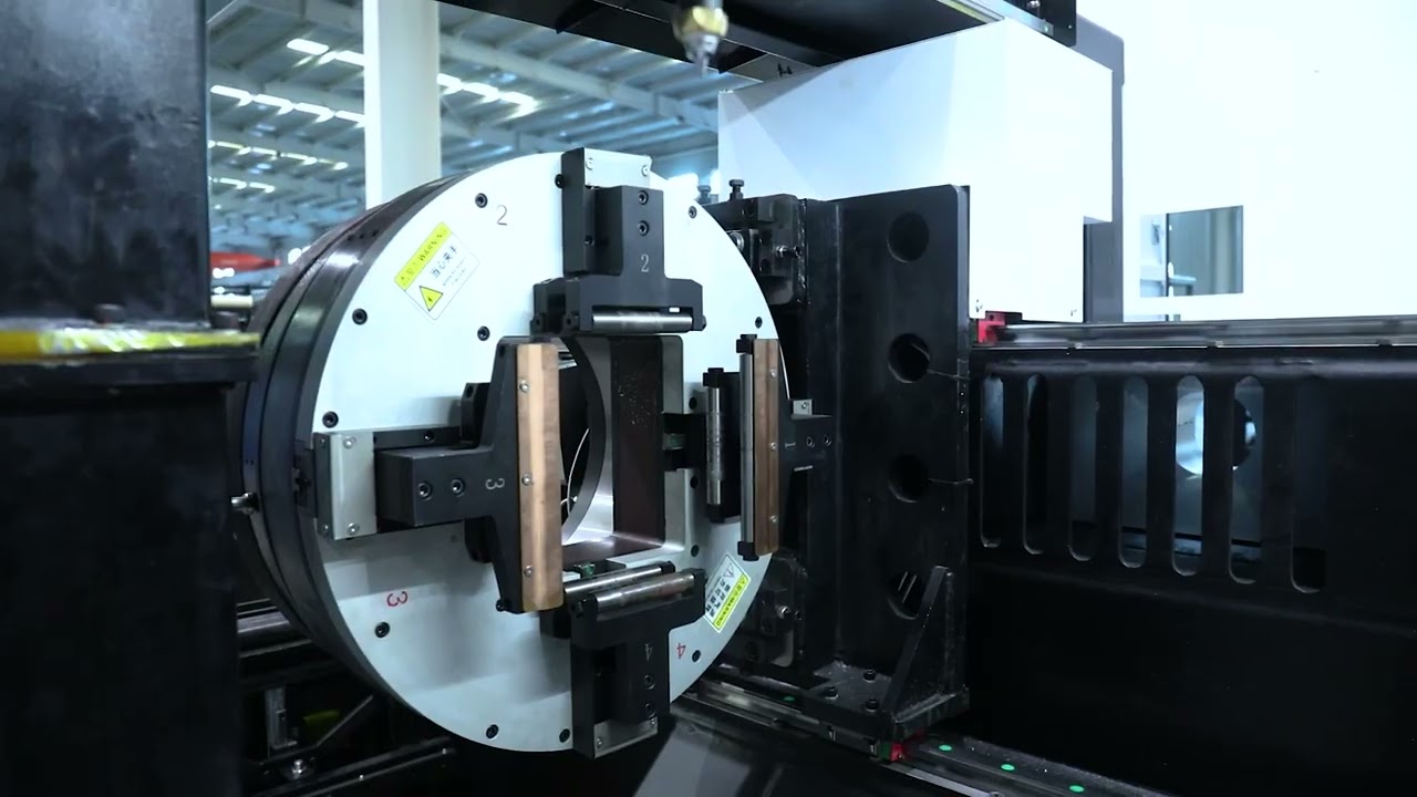 Gweike GKS6024T3 Three-chuck Tube Fiber Laser Cutting Machine
