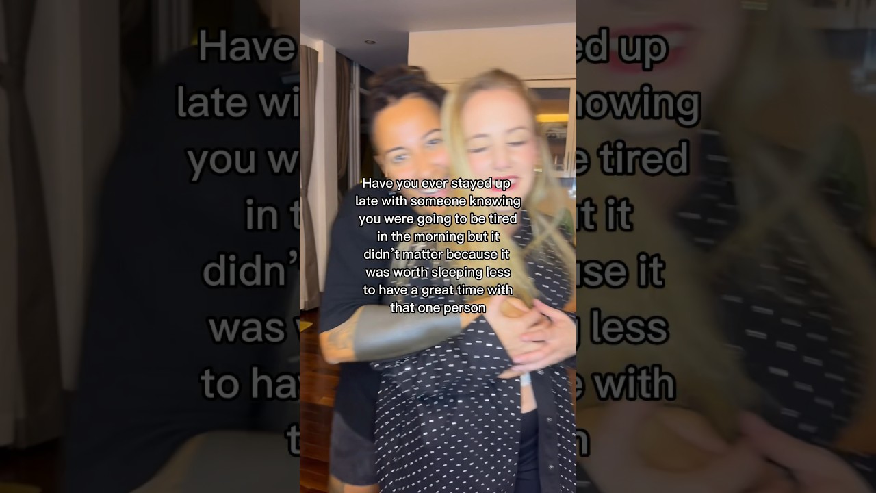 Lesbian couple cute love  #lesbiancouple #cutelesbians #lesbians #wlw #queer