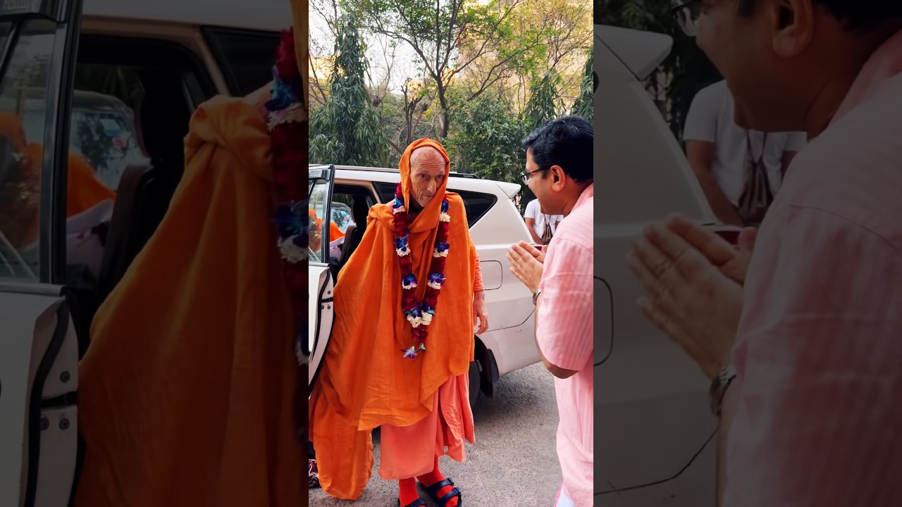 HH Bhakti Vikasa Swami Maharaj Grand Arrival in Gurugram Hare Krishna Hare Rama #shorts #shortsfeed