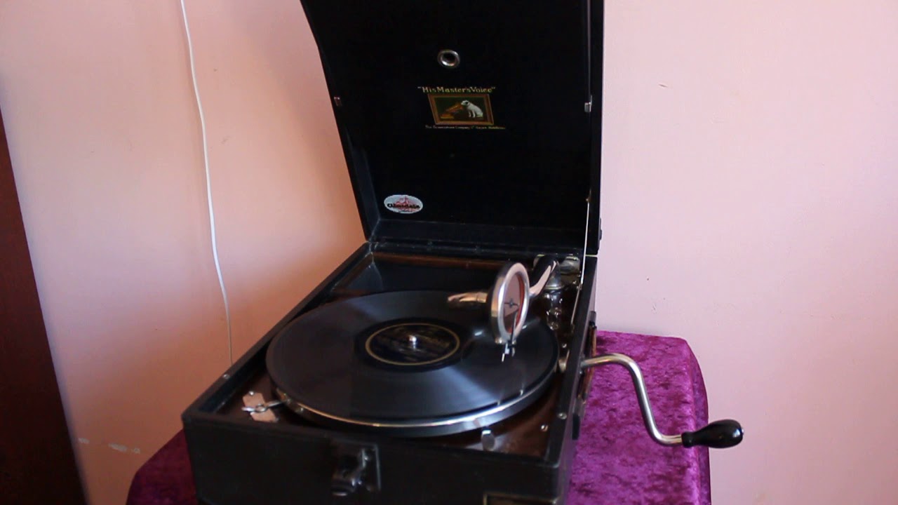 Патефон His Master's Voice
