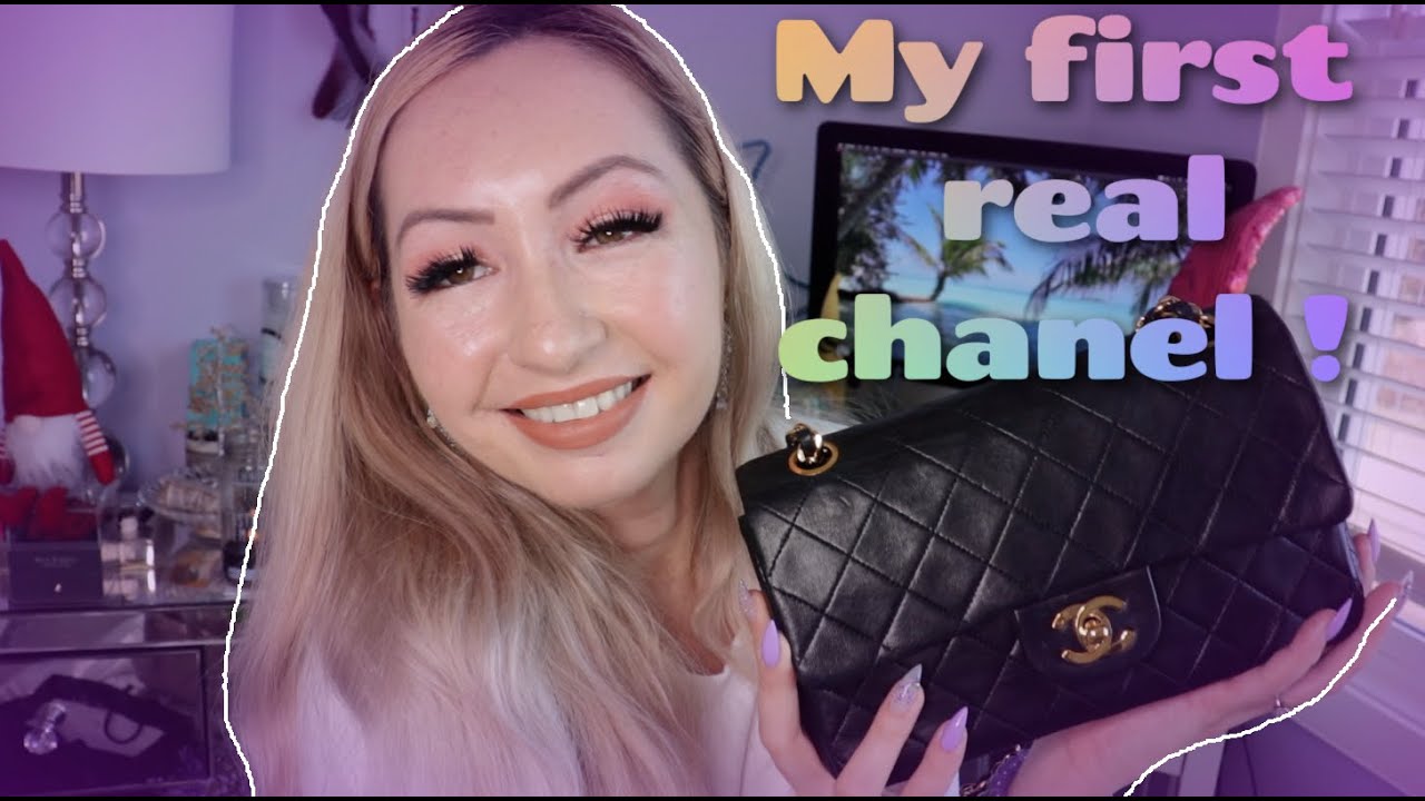 BUYING MY FIRST VINTAGE CHANEL BAG IN JAPAN ! | UNBOXING