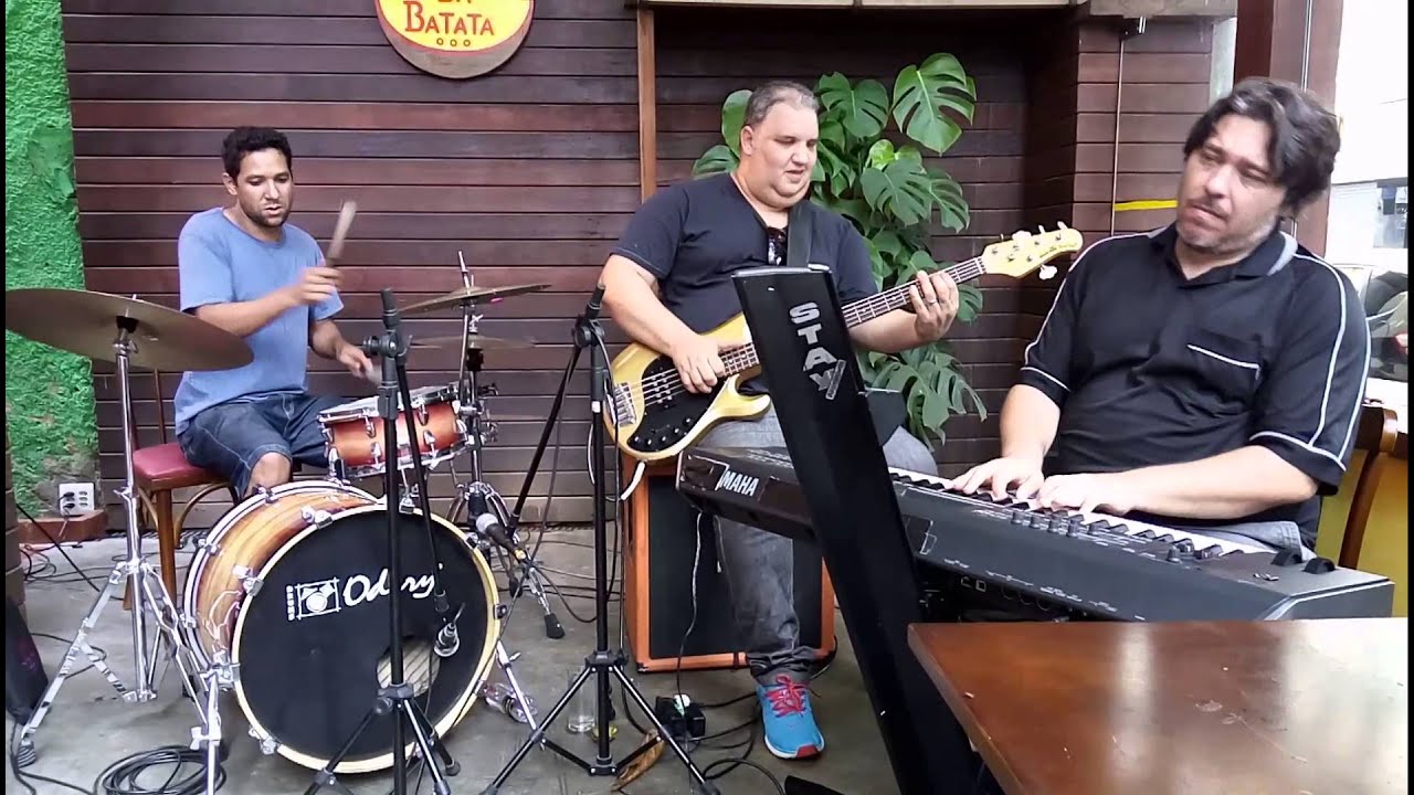Kiko Continentino © SambaGroove - PARTIDO ALTO (Z.R. Bertrami)