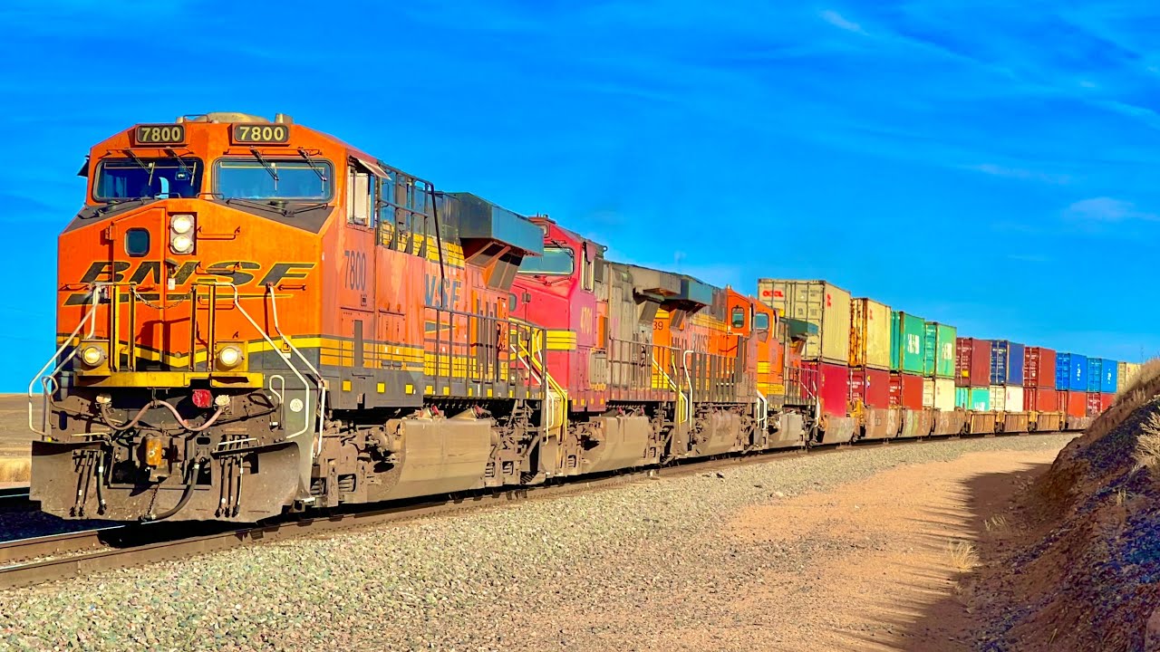 Peak Season Action on the BNSF Southern Transcon! Late November, 2024