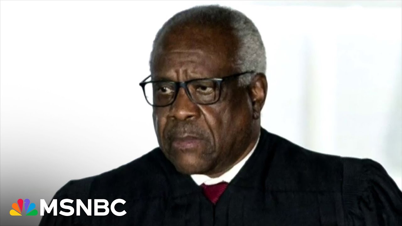 New reporting details Justice Thomas’ complaints over his Supreme Court salary