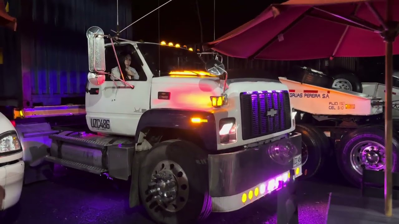 Fue una larga semana 😮‍💨 llena de bloqueos 🚫pero nos dimos unas pequeñas vacaciones 😌🚛