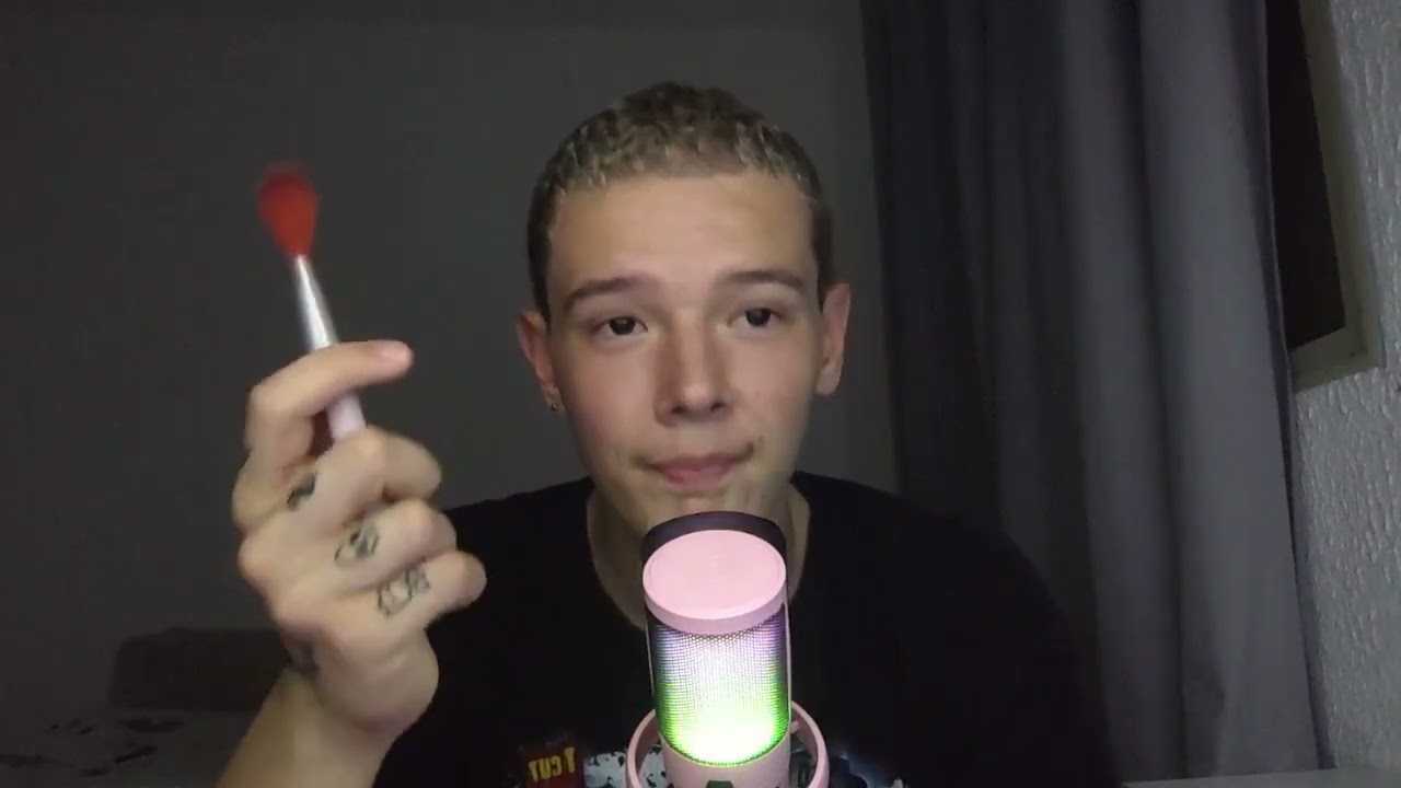 meu primeiro asmr (sejam bem vindos)