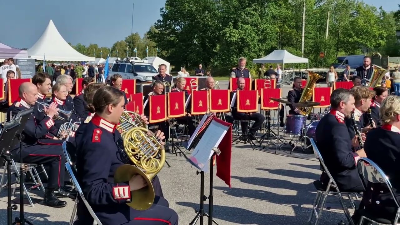 Arméns Musikkår spelade under Livgardets Dag 2024-09-07