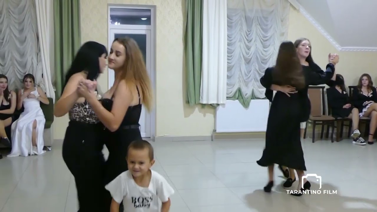 ВОСЕНИ, ВОСЕНИ, ВОСЕНИ - ВЕСІЛЬНА ПОЛЬКА. ГУРТ РОСА. ПІСНЯ ЯРОСЛАВА БОРУТИ