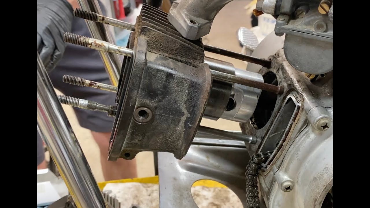 Замена поршневых колец на Honda Trail CT90