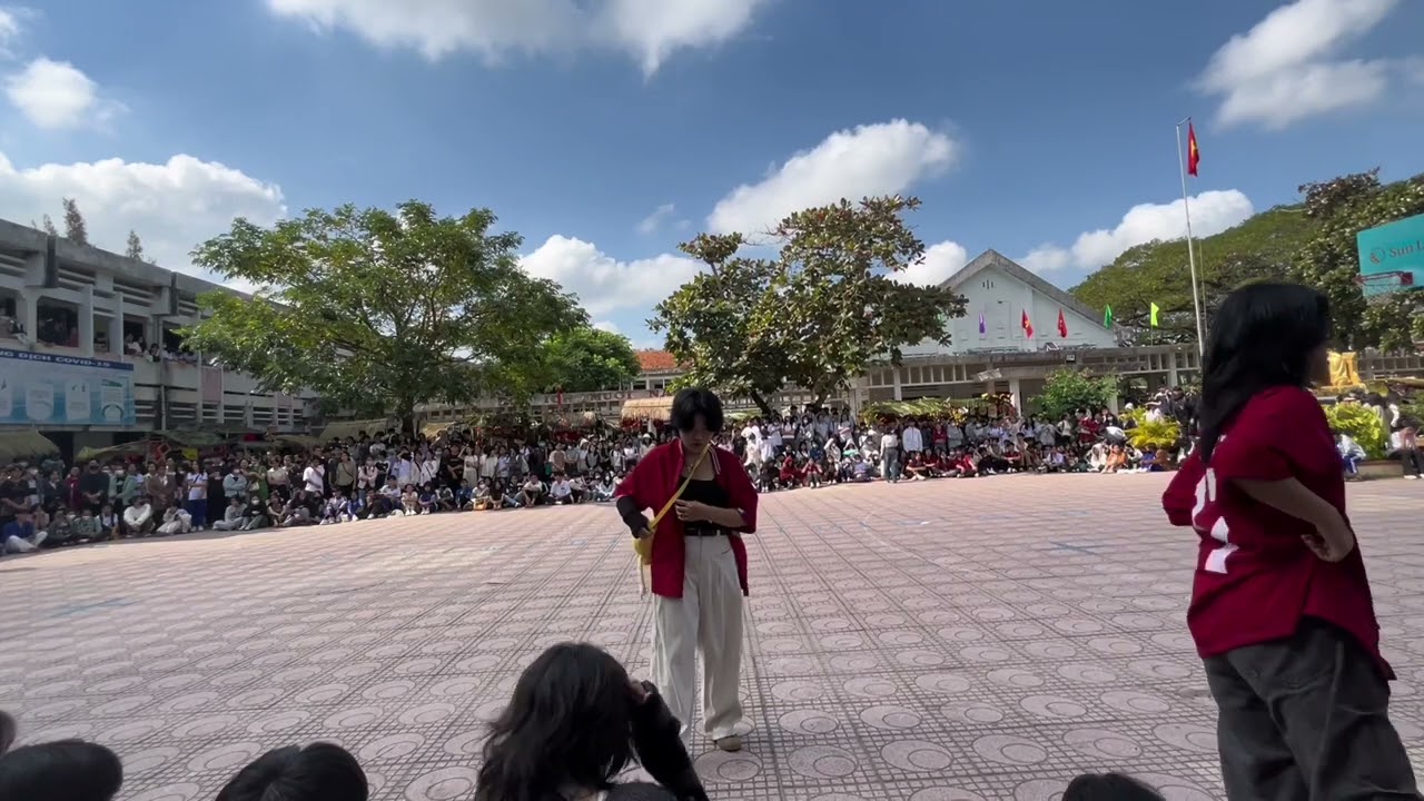 [KPOP IN SCHOOL] RANDOM PLAY DANCE KPOP & TIKTOK IN VIETNAM ep.3 | by OLYMPUS CREW