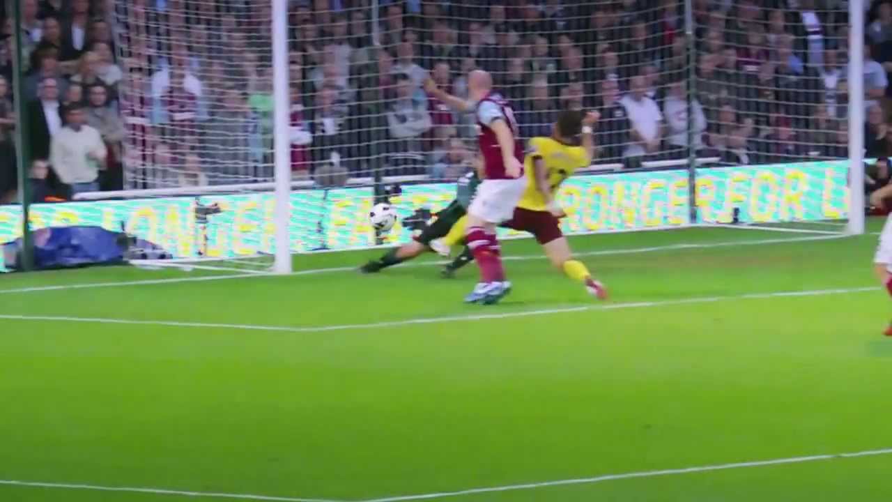 Olivier Giroud - Season Review - 12/13