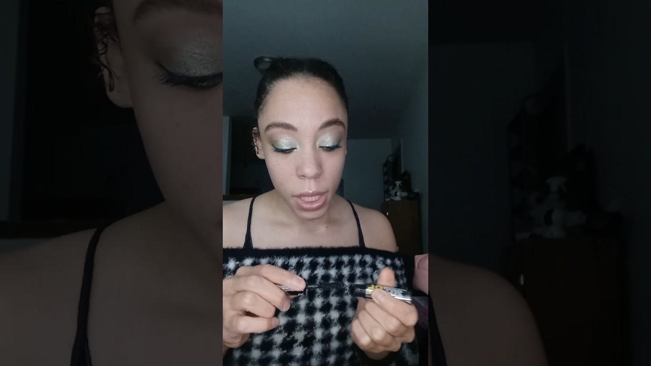 Letting my Intrusive thoughts win #makeup #birthday #green