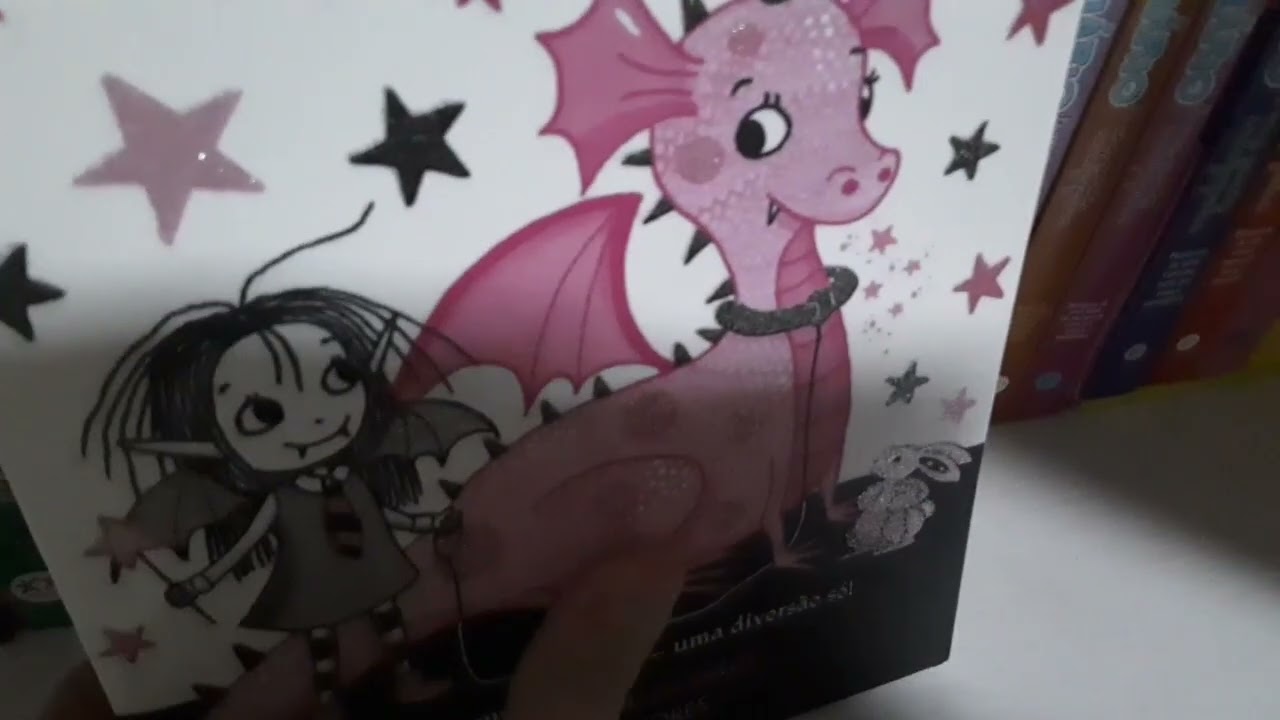 Tour pelos meus livros que já li (é tam bem estou lendo )