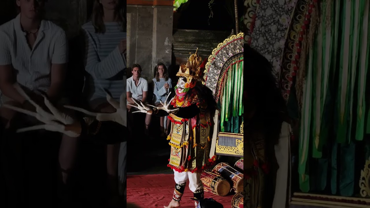 Legong Trance & Paradise Dance | Ubud Palace, Bali