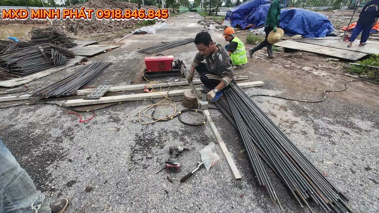 Máy bẻ mỏ sắt 6 đến 25 điện 1 pha tại công trình