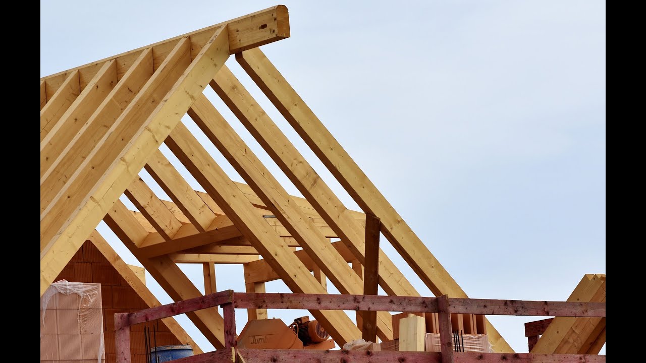 MUST SEE! How to calculate GABLE and HIP roofs for carpenters.