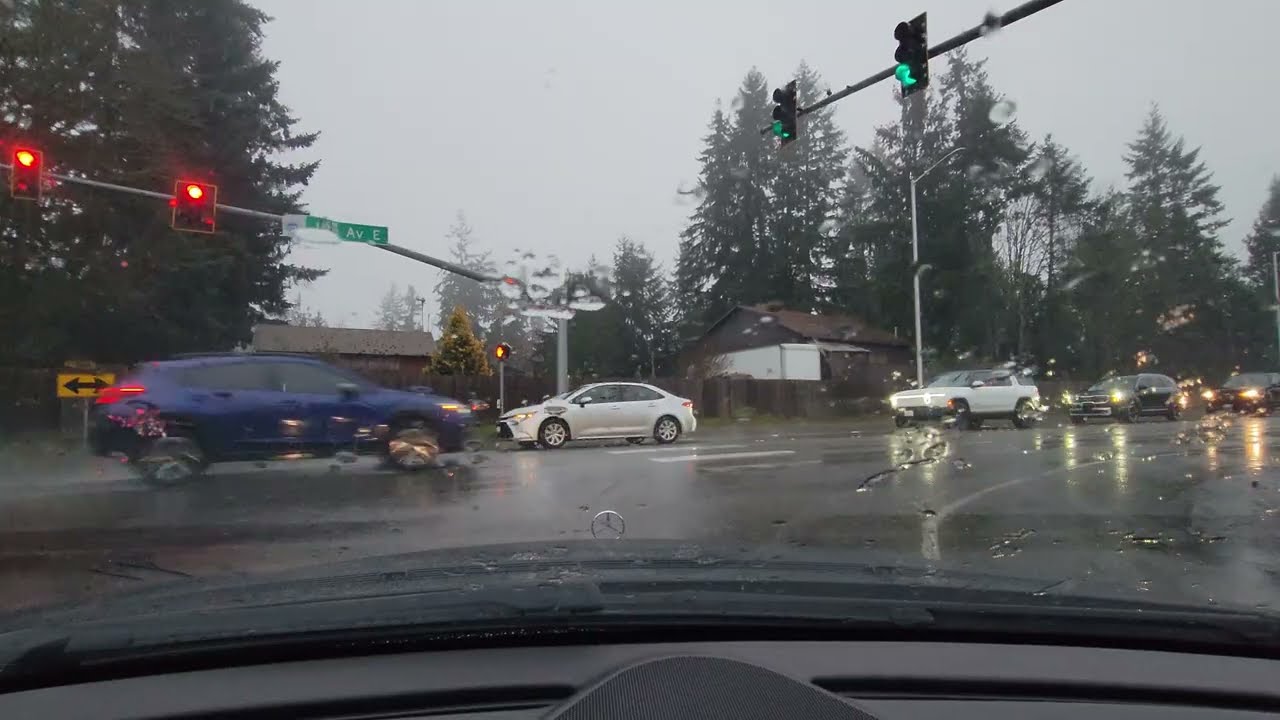 Nasty miserable drive in rain with some snow mixed. Seattle area where bad weather is normal!