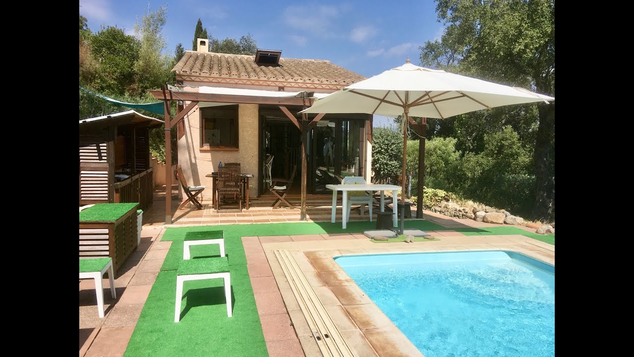 VENDU - Maison atypique aux Canebières, 50 m² avec piscine