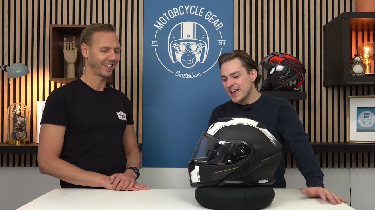 Installing Sena Intercom and Pinlock visor on Shoei Neotec 3