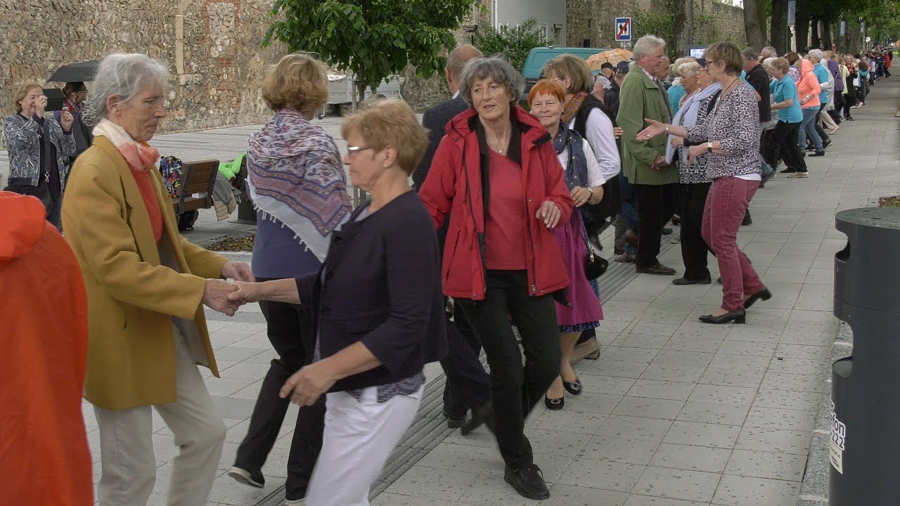 Gassentanz, Tanzen ab der Lebensmitte, Wr. Neustadt 2019