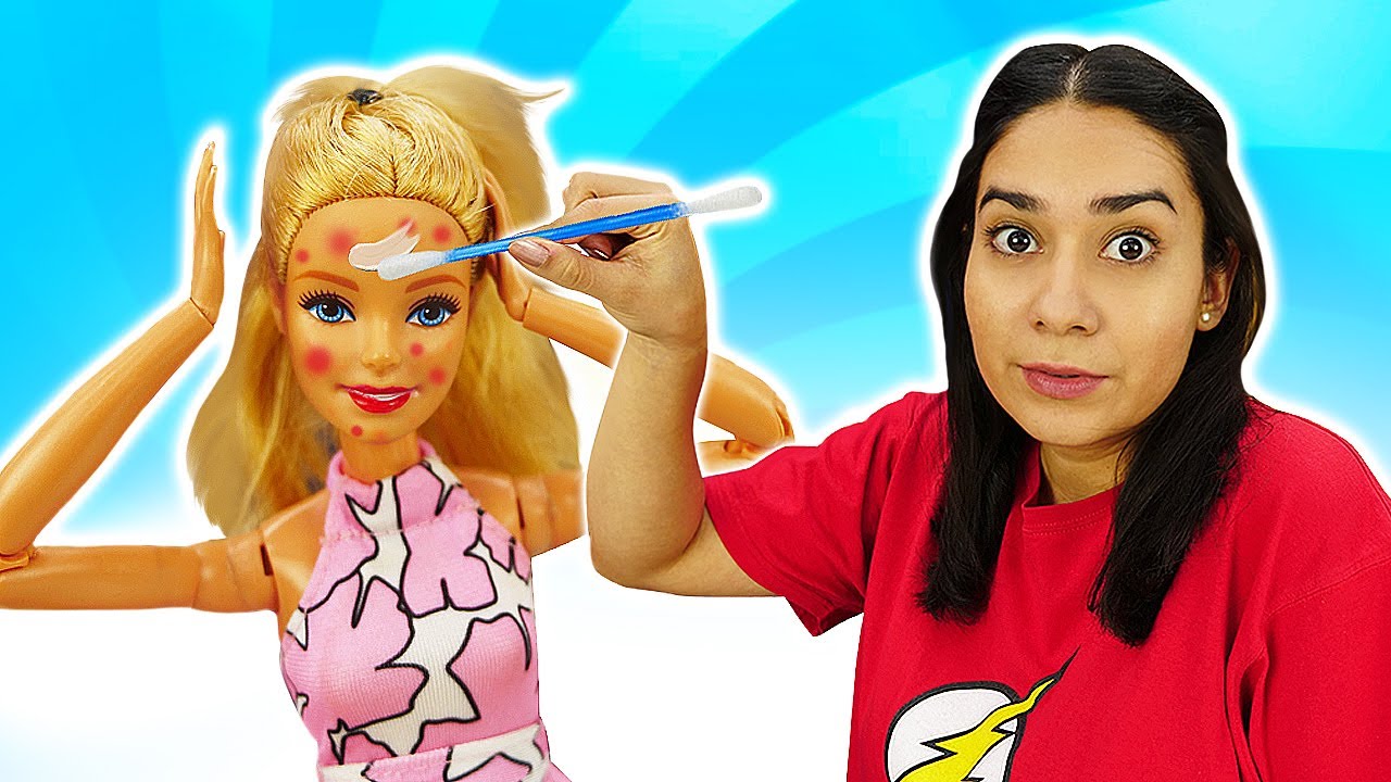Valeria hilft Barbie wieder hübsch auszusehen. Puppen Video mit Barbie - 2 Folgen am Stück