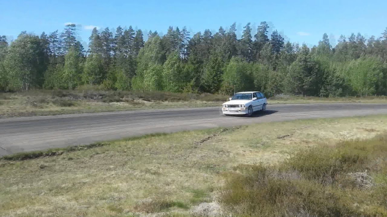 Bmw E30 M20B27 Turbo Touring - First test with 0.7bar, 10psi