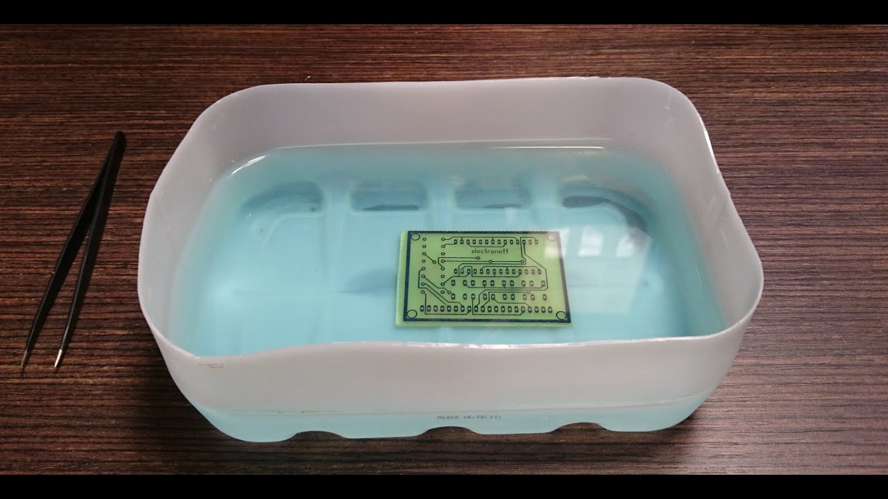 Как травить печатную плату персульфатом натрия. Полезное видео от Интернет-магазина Electronoff.ua