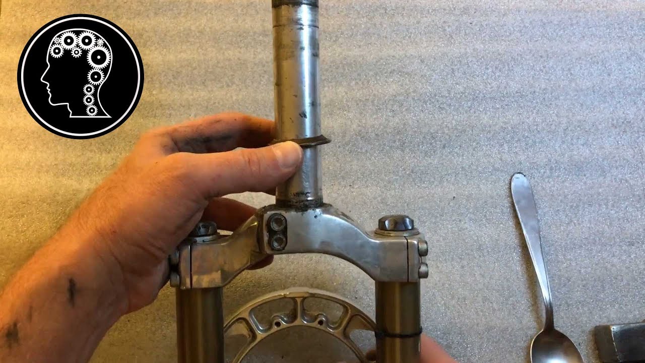 Come smontare l'anello serie sterzo da una forcella ed inserirlo ad un'altra