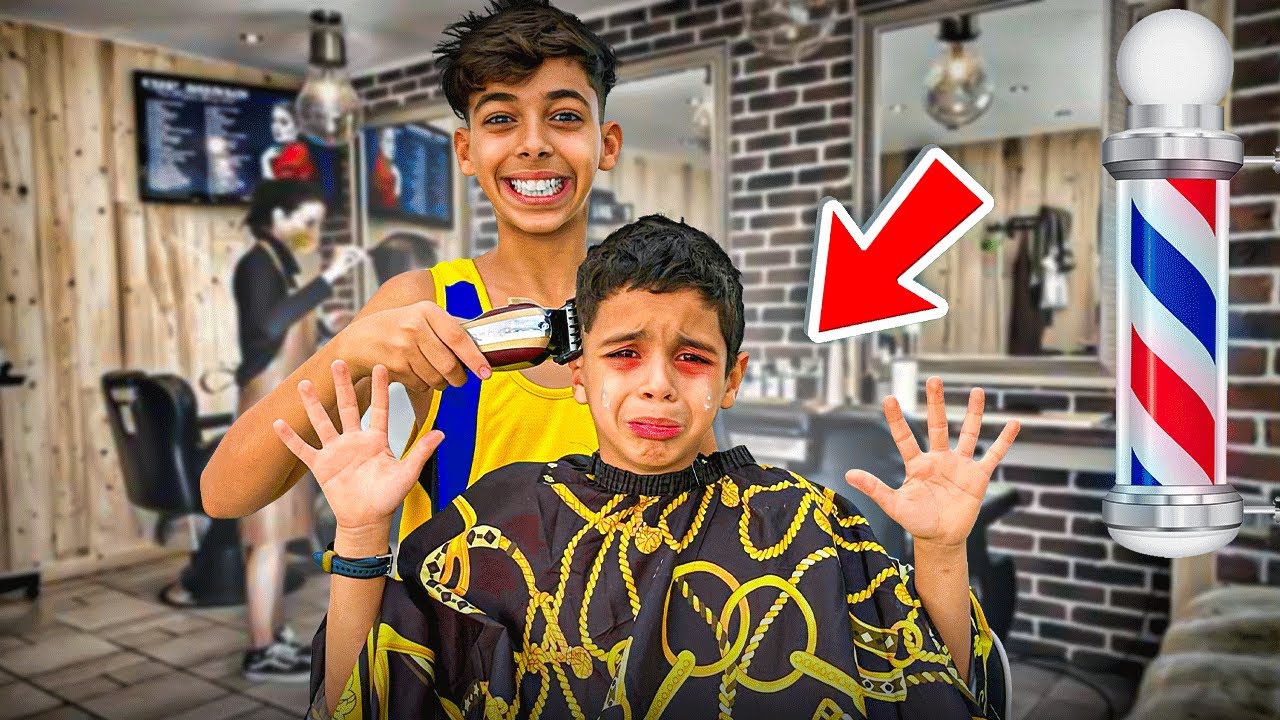 و أخيرا أصبح حلاق لمدة يوم كامل 💈😱 كان غادي يصلع لريان 💔😭